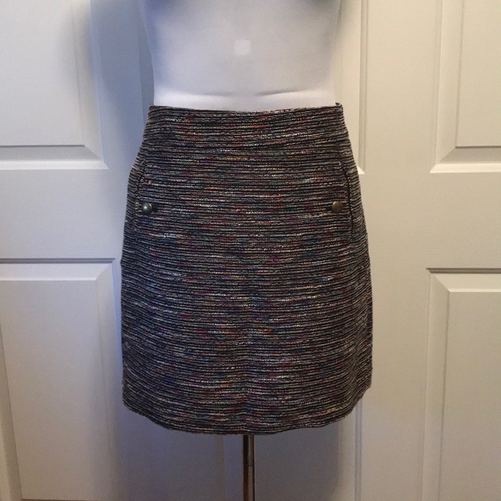 Loft mini skirt